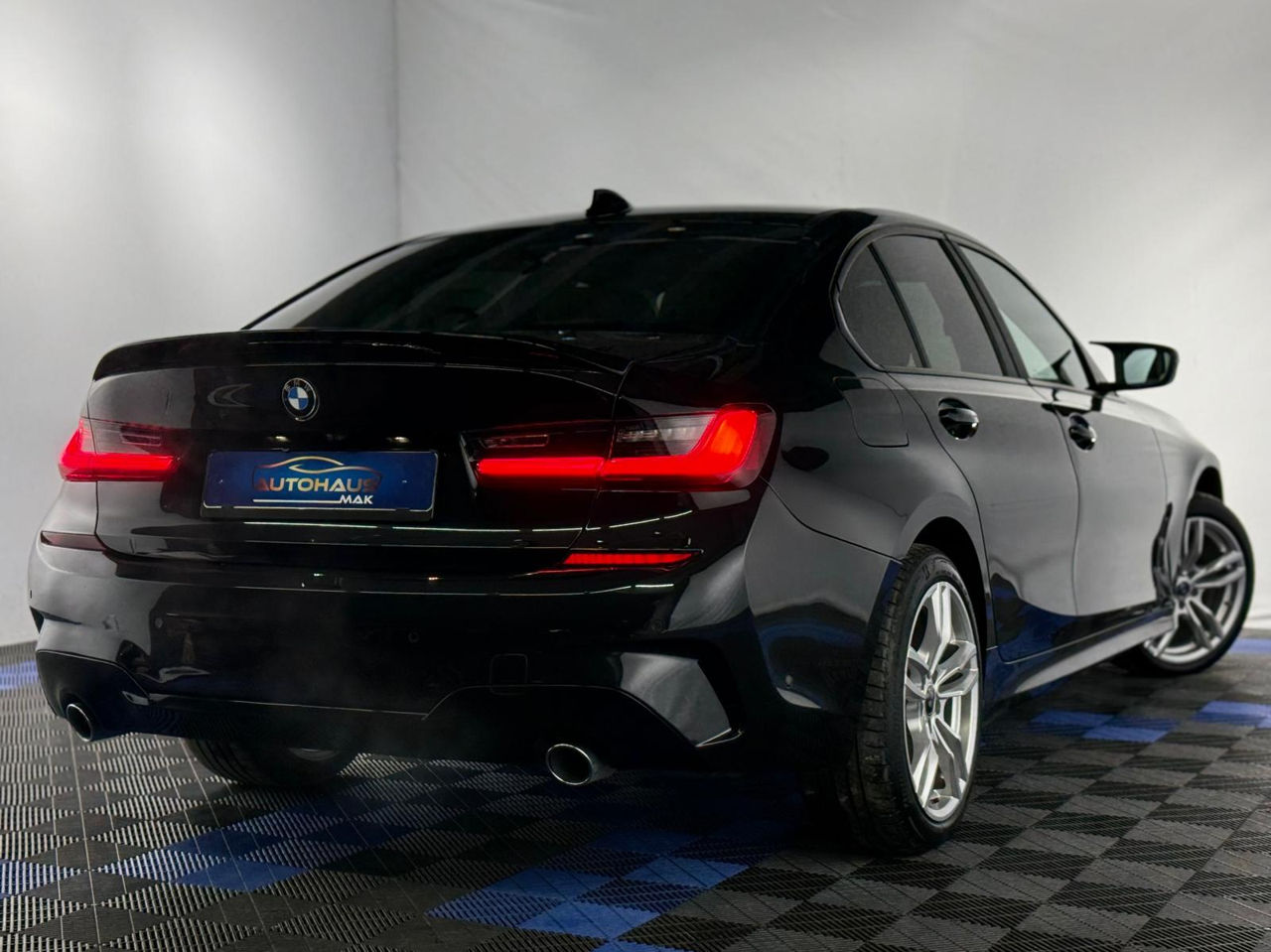 BMW 3 Series G20 (2019 - ) image