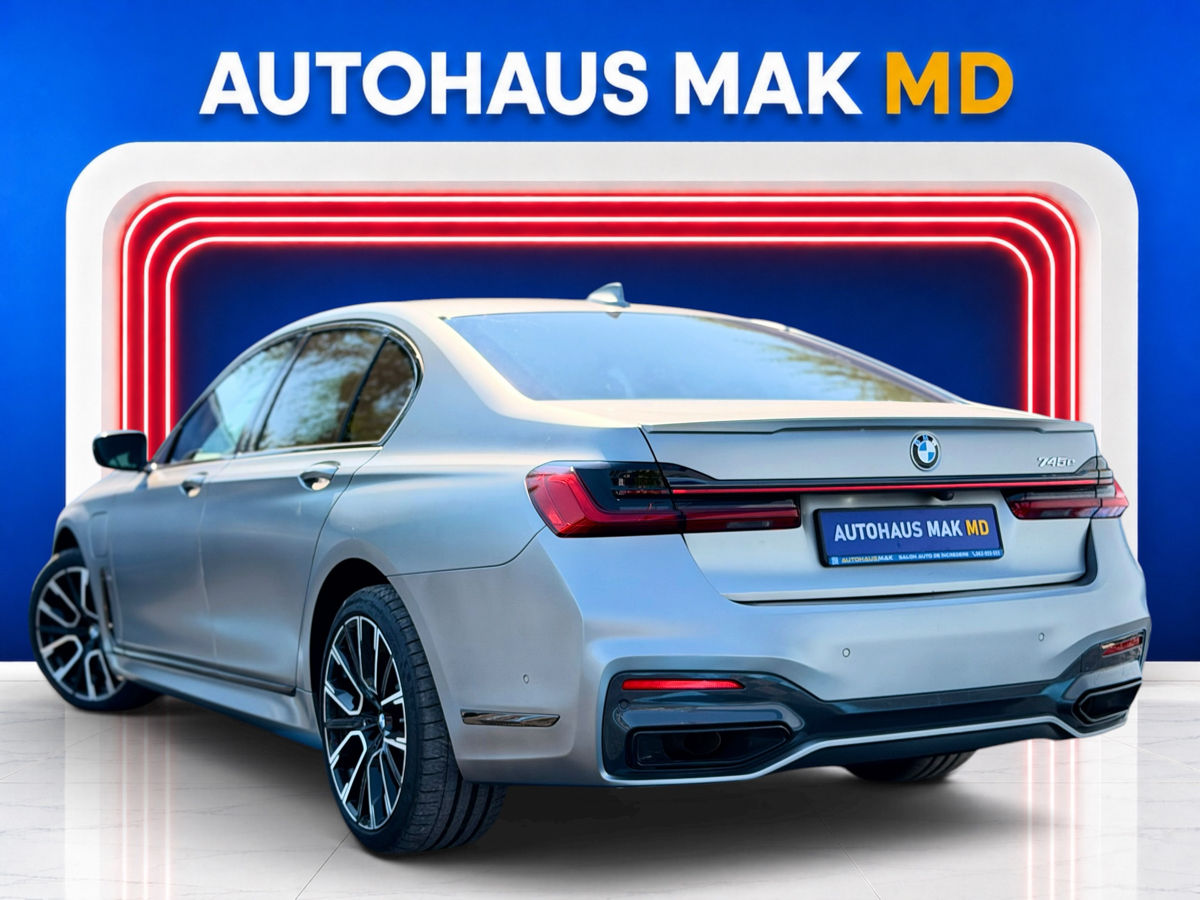 BMW 7 Series G11/G12 (2015 - 2022) image
