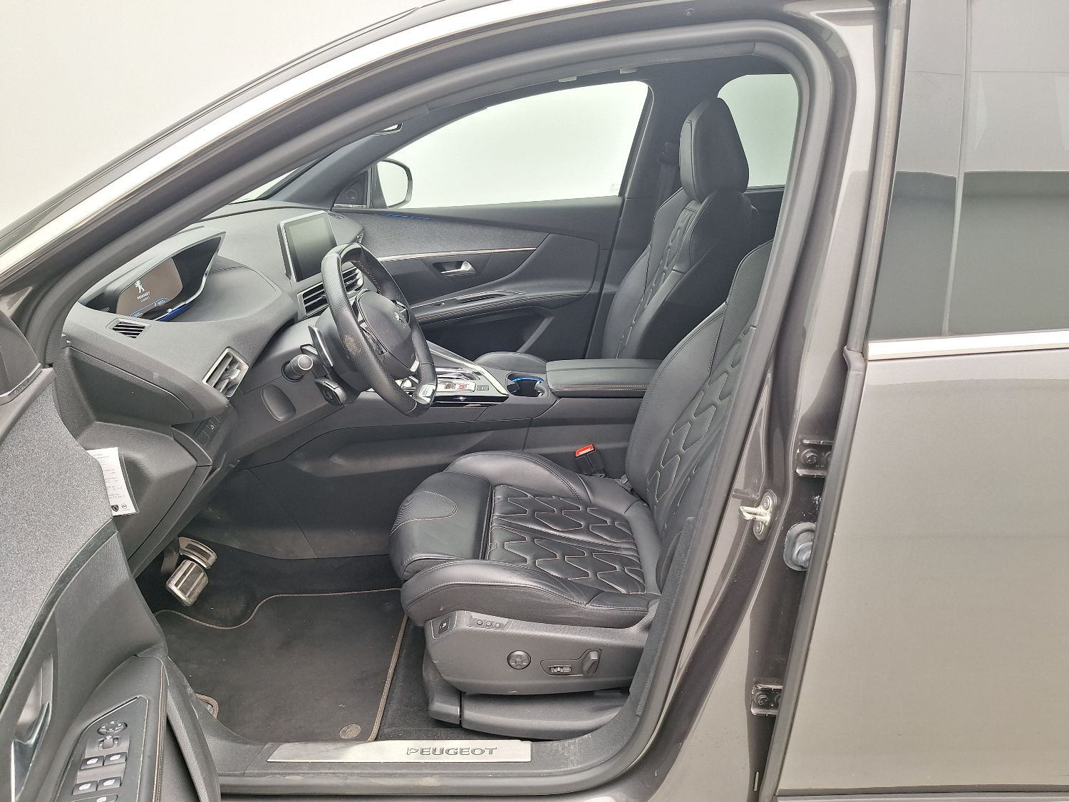 Peugeot 5008 II (2017 - ) image
