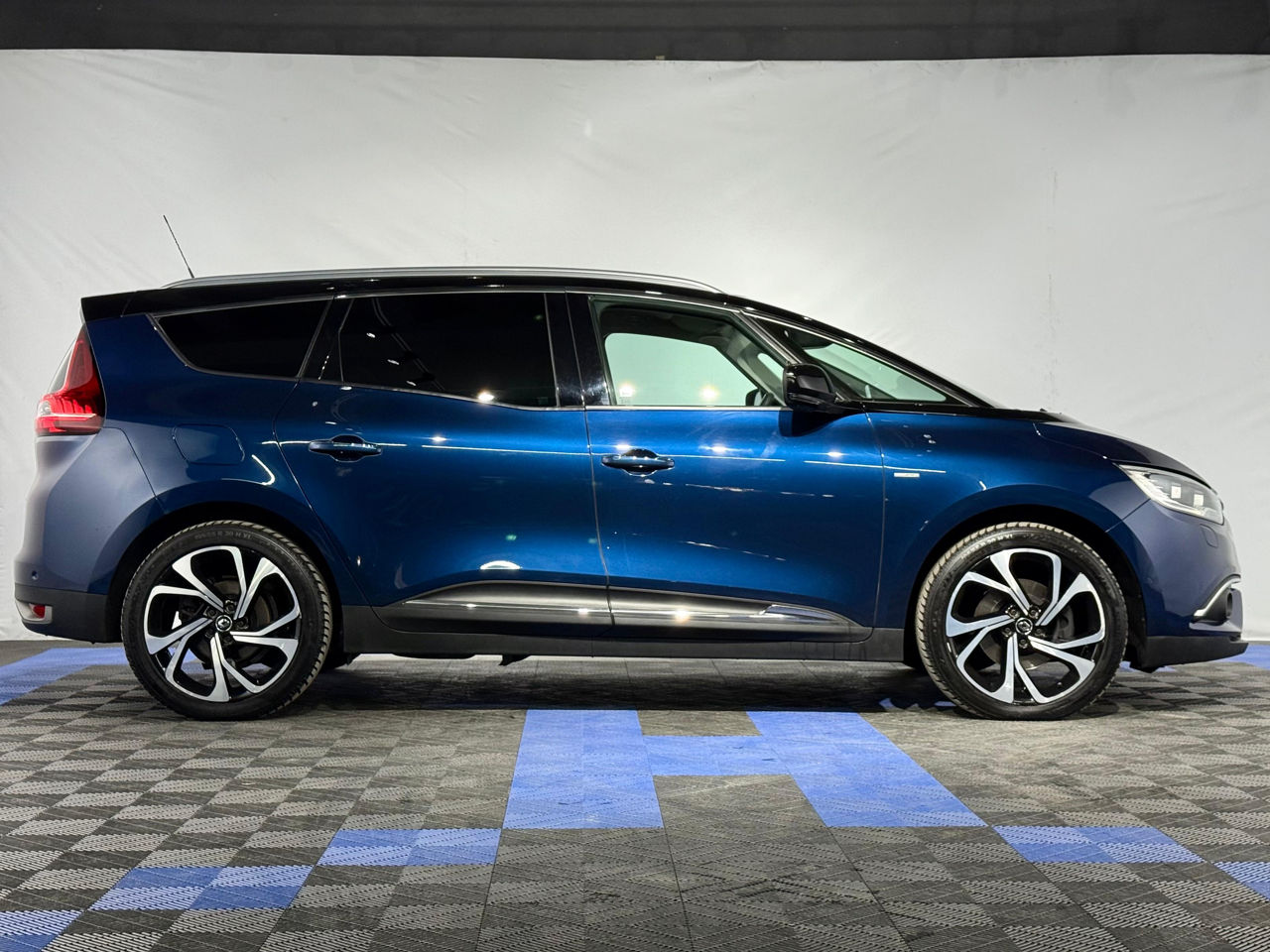 Renault Scenic IV (2016 - ) image