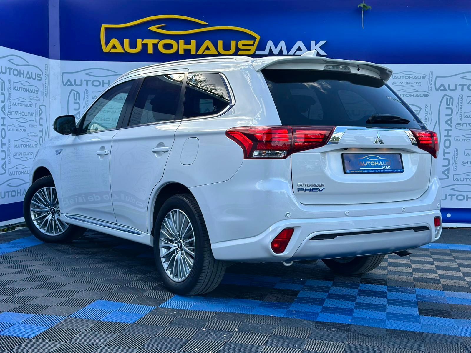 Mitsubishi Outlander III (2012 - 2021) image