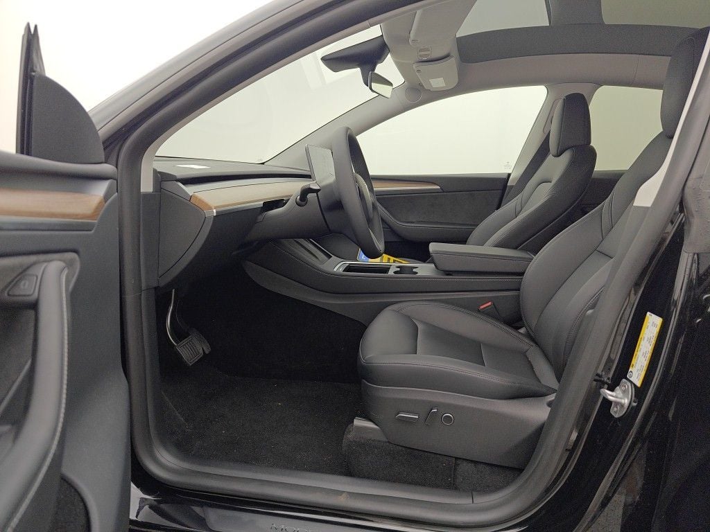 Tesla Model Y I (2020 - ) image