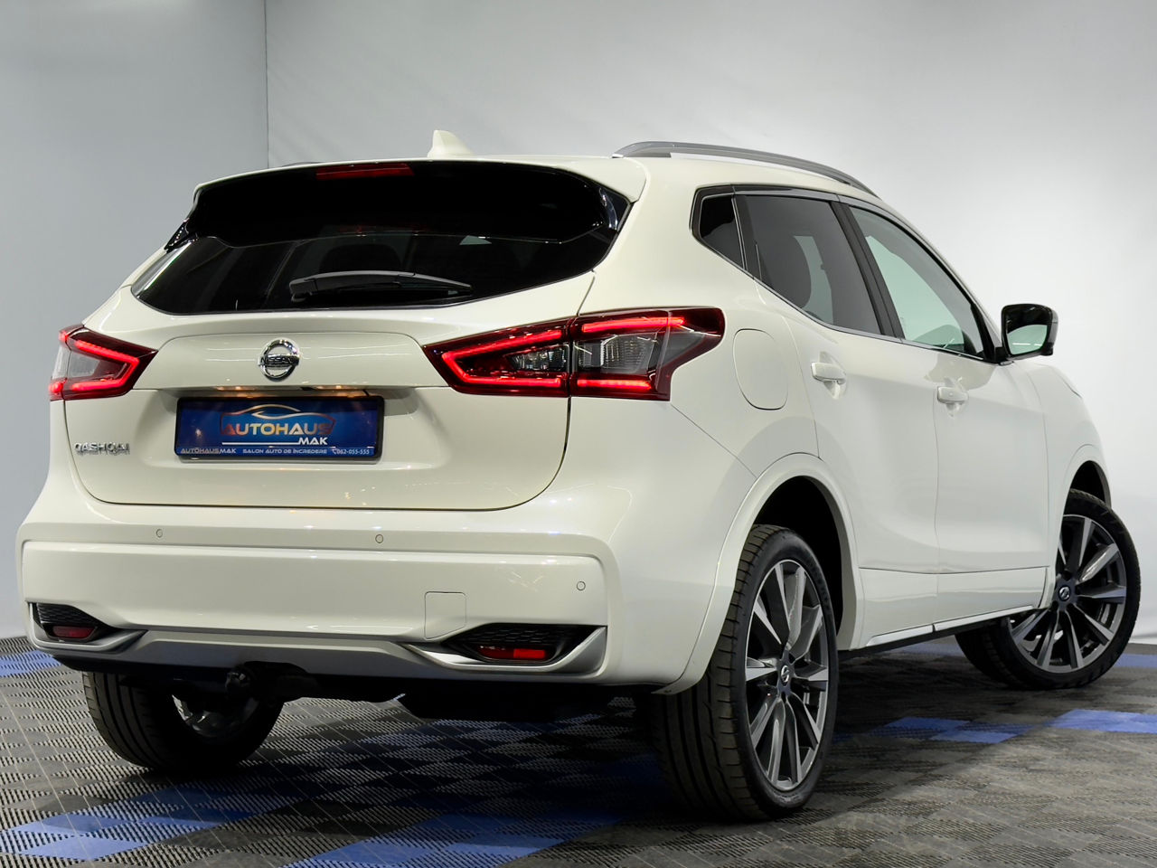 Nissan Qashqai J11 (2013 - 2021) image