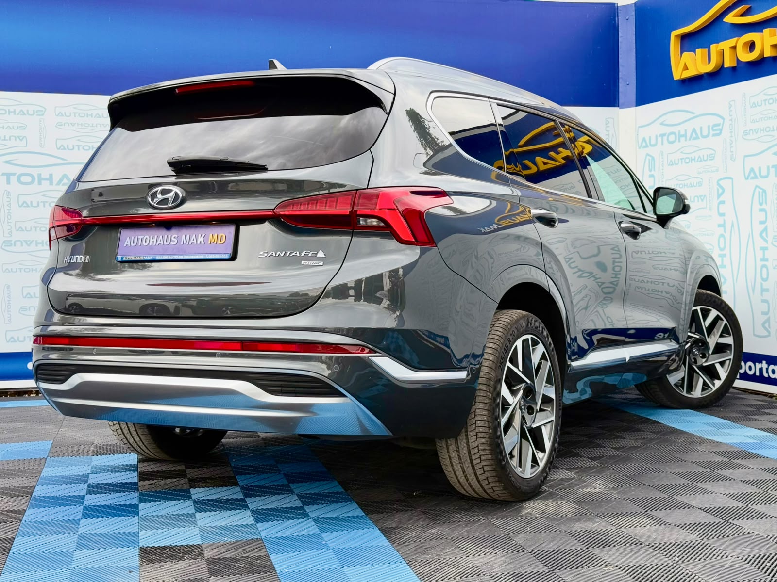 Hyundai Santa Fe IV (2018 - ) image