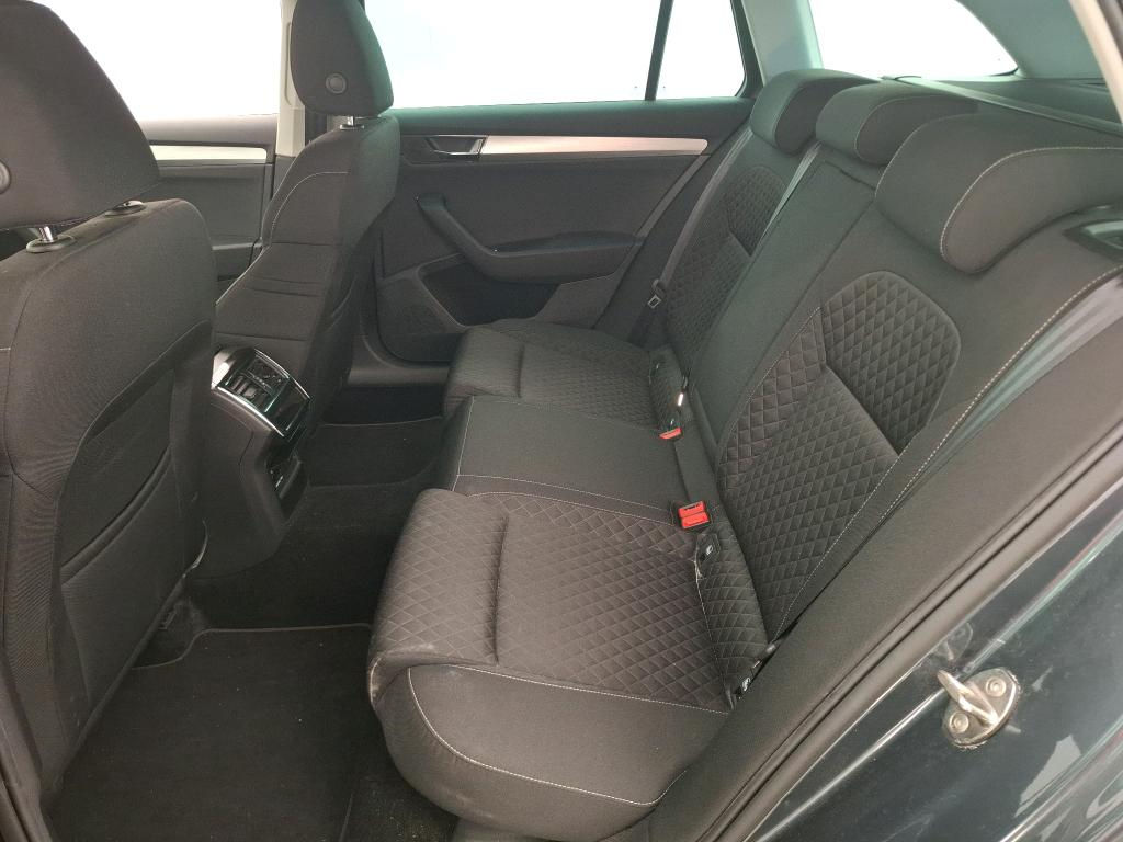 Škoda Superb IV (2020 - ) image