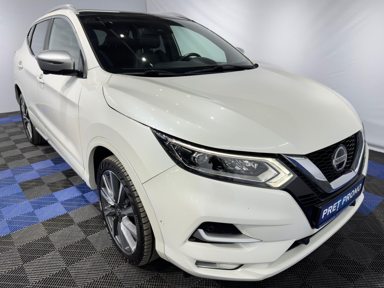 Nissan Qashqai J11 (2013 - 2021) image
