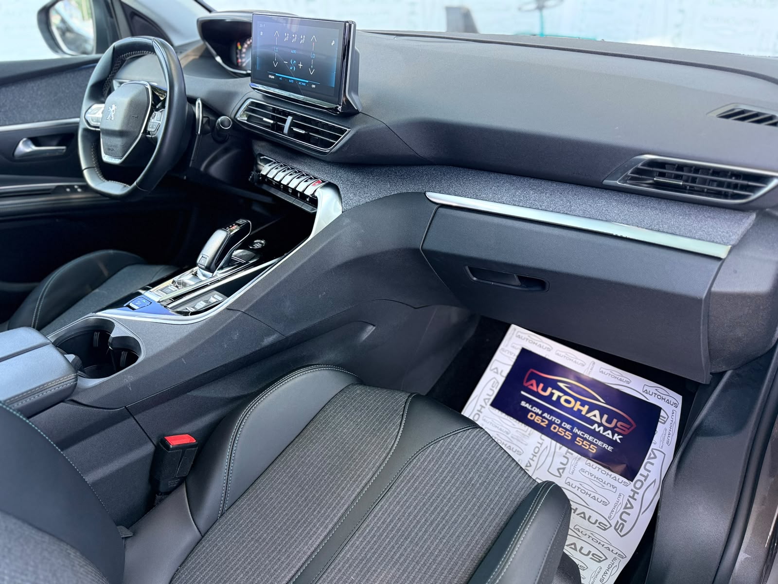 Peugeot 5008 II (2017 - ) image