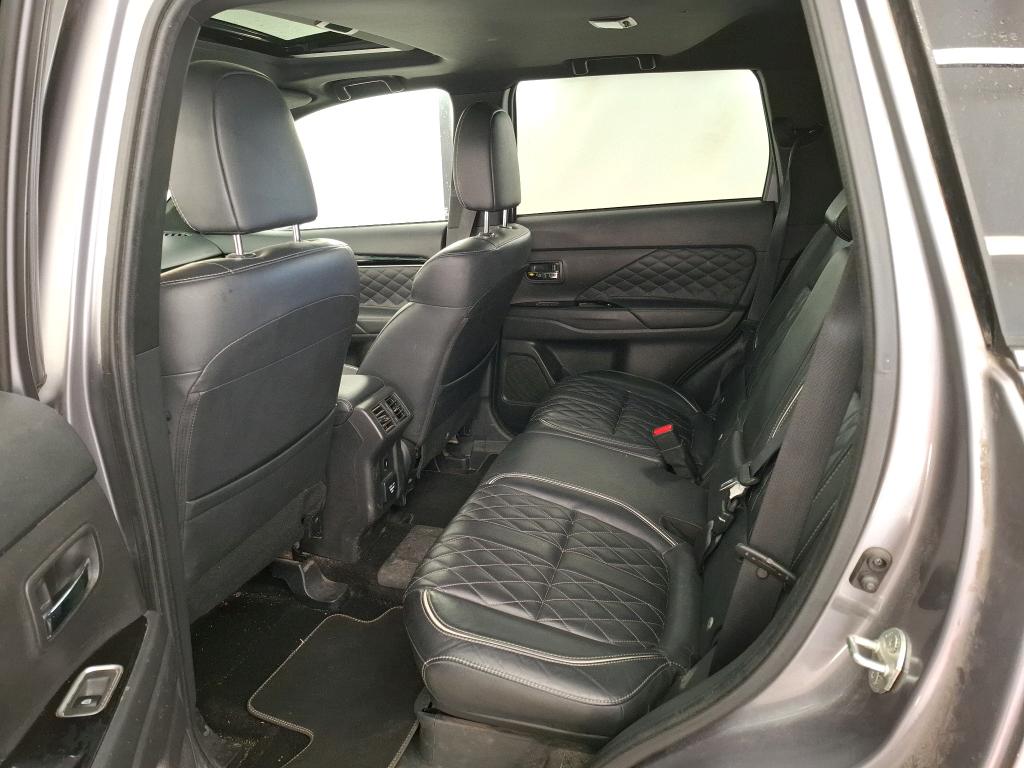 Mitsubishi Outlander III (2012 - 2021) image