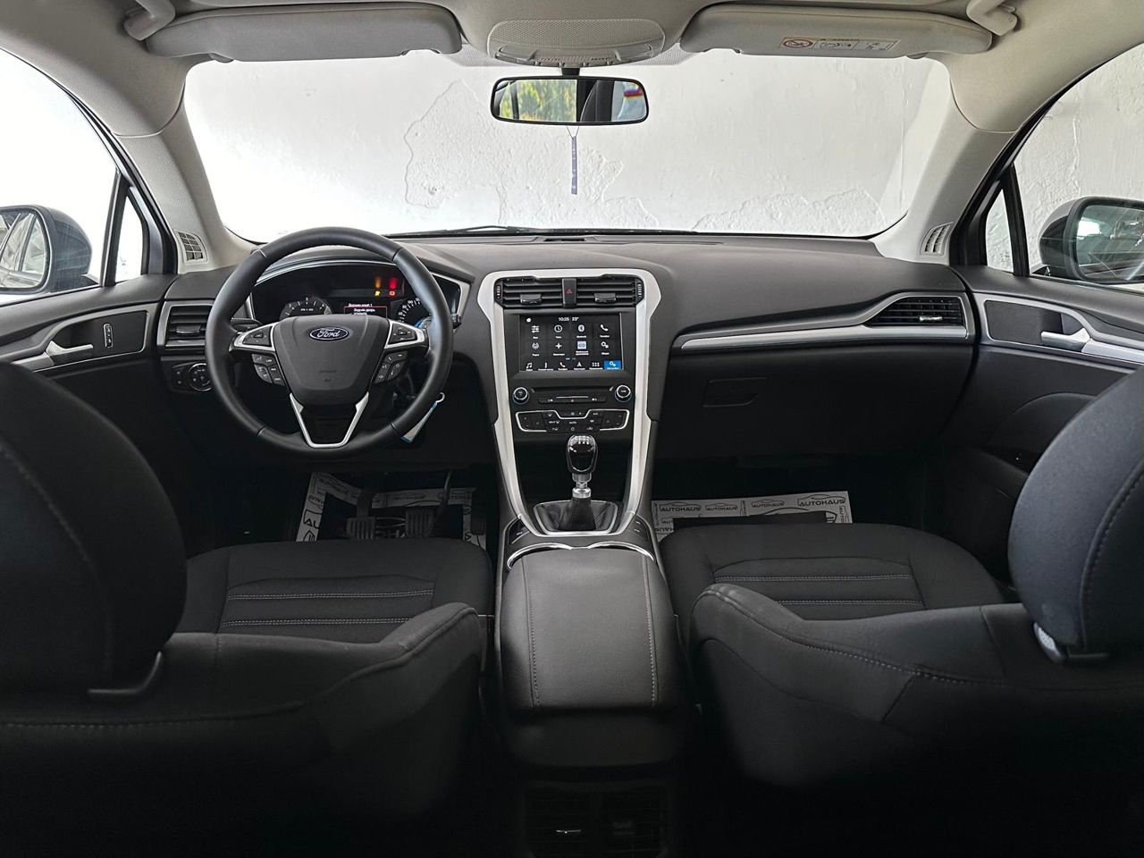 Ford Mondeo V (2014 - 2022) image