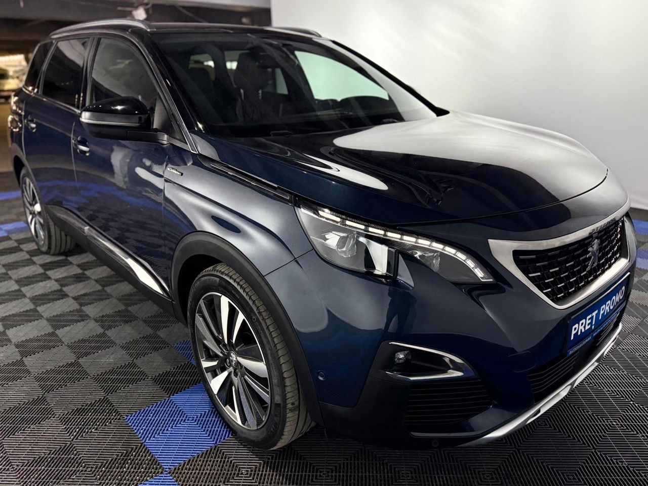 Peugeot 5008 II (2017 - ) image