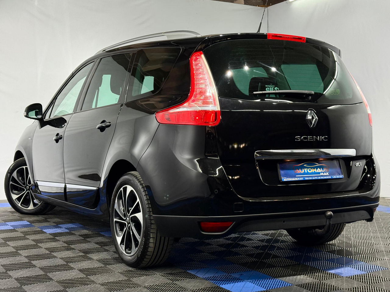 Renault Scenic III (2009 - 2016) image