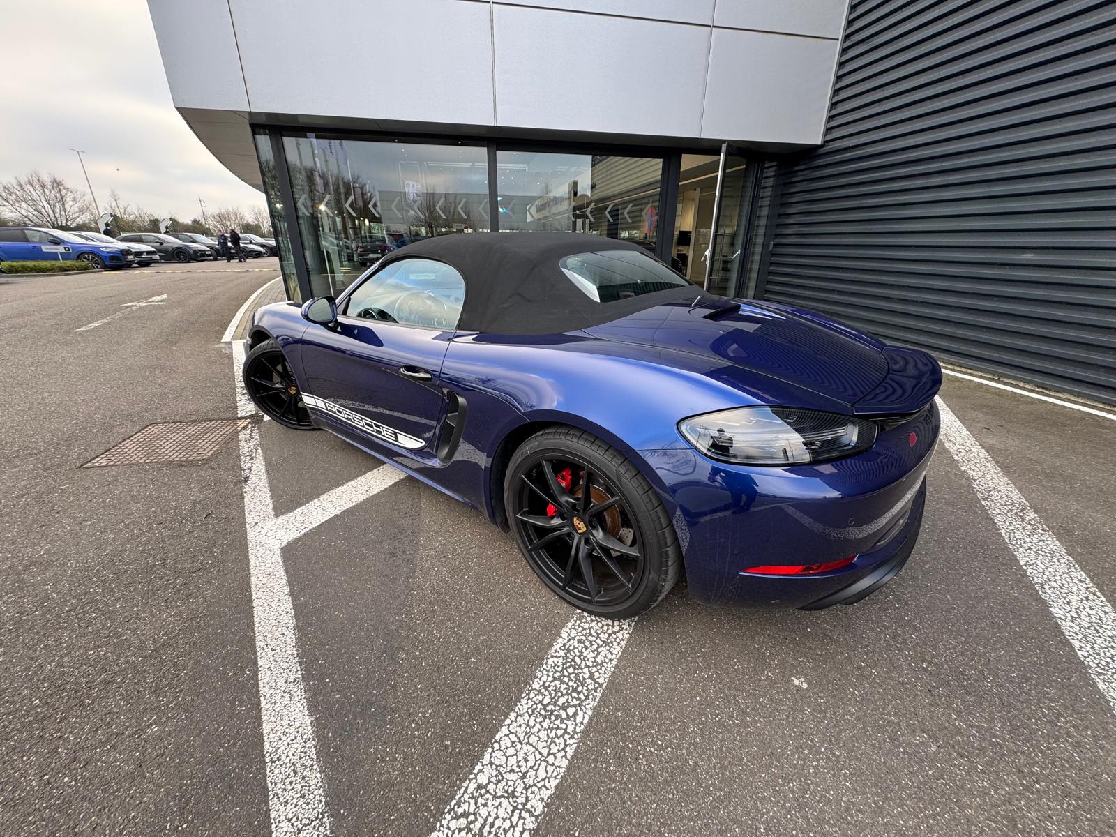 Porsche Boxster IV (2016 - ) image