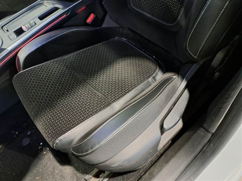 Renault Megane IV (2016 - ) image