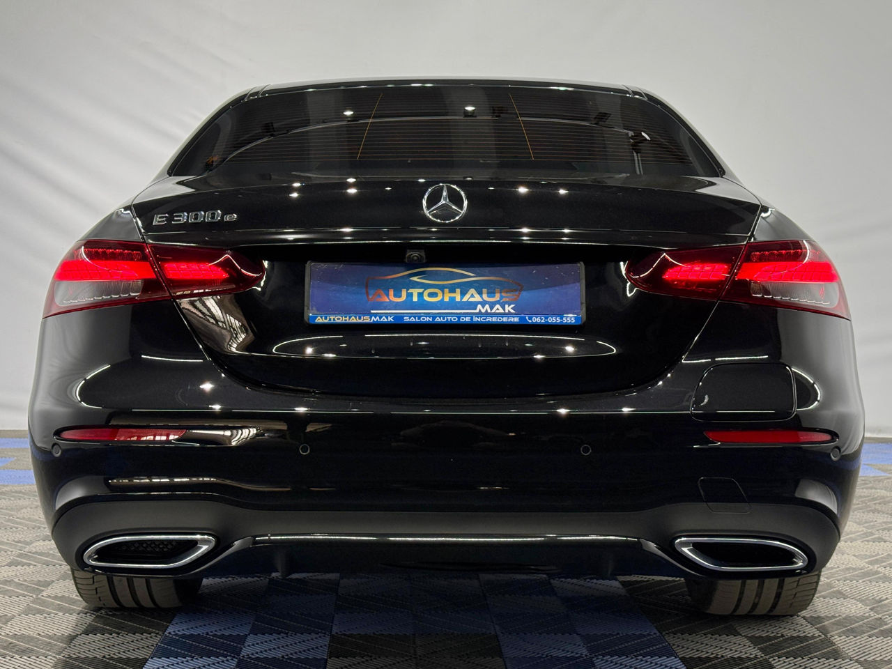 Mercedes-Benz E-Class W212 (2009 - 2016) image