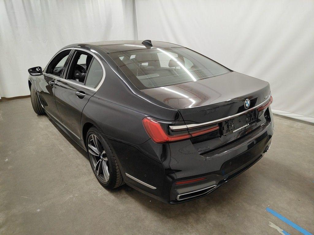 BMW 7 Series G11/G12 (2015 - ) image
