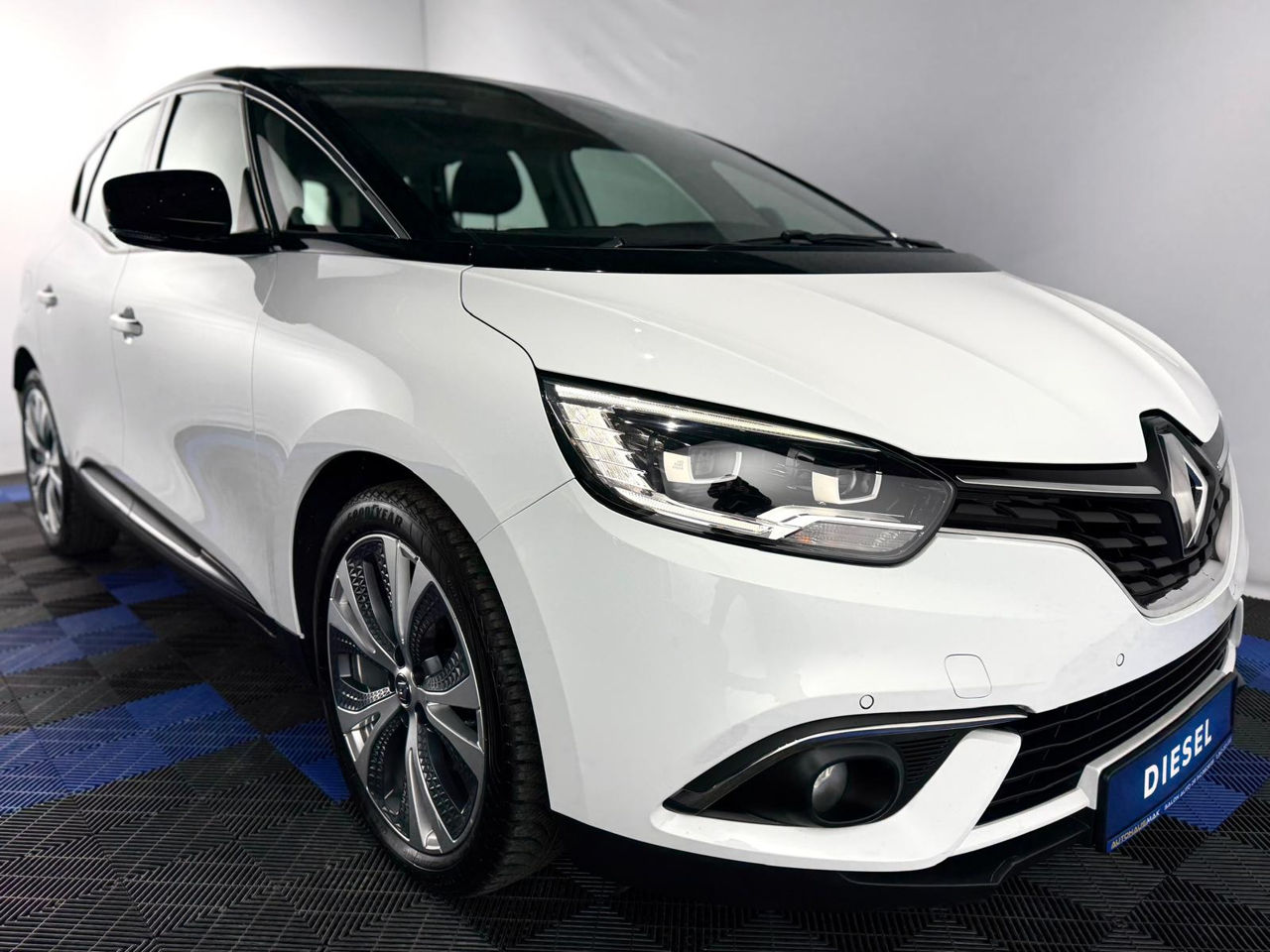 Renault Scenic IV (2016 - ) image