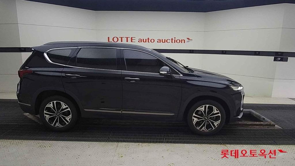 Hyundai Santa Fe IV (2018 - ) image