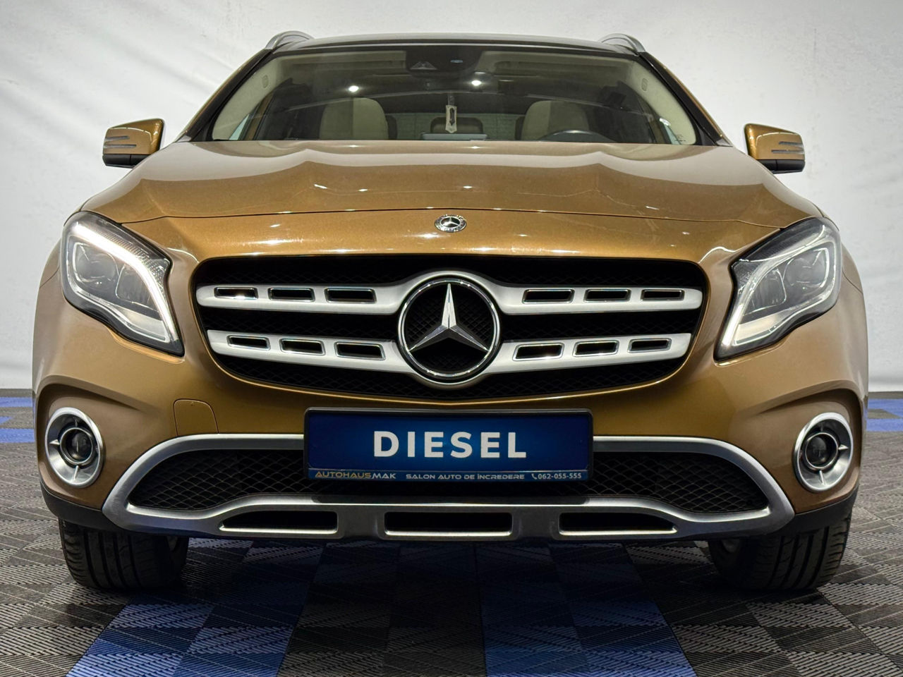 Mercedes-Benz GLA-Class X156 (2013 - 2019) image