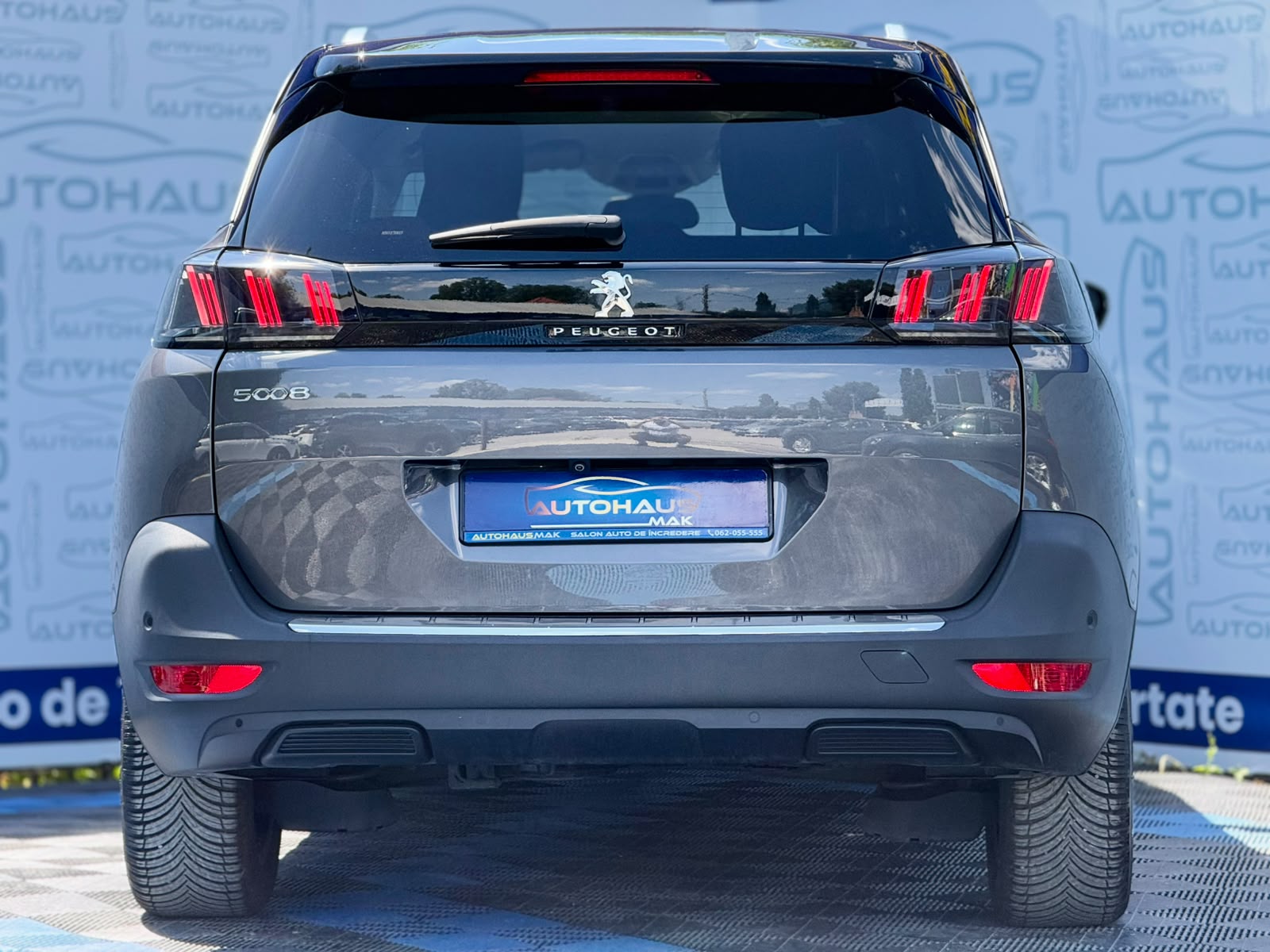 Peugeot 5008 II (2017 - ) image