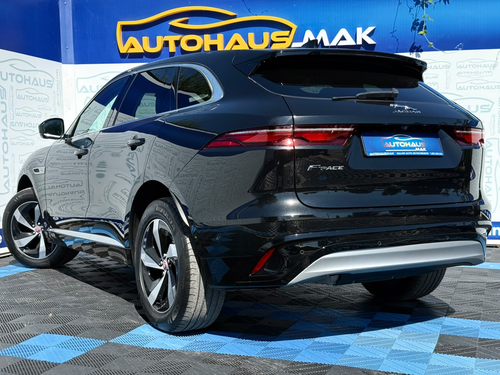 Jaguar F-PACE I (2015 - ) image