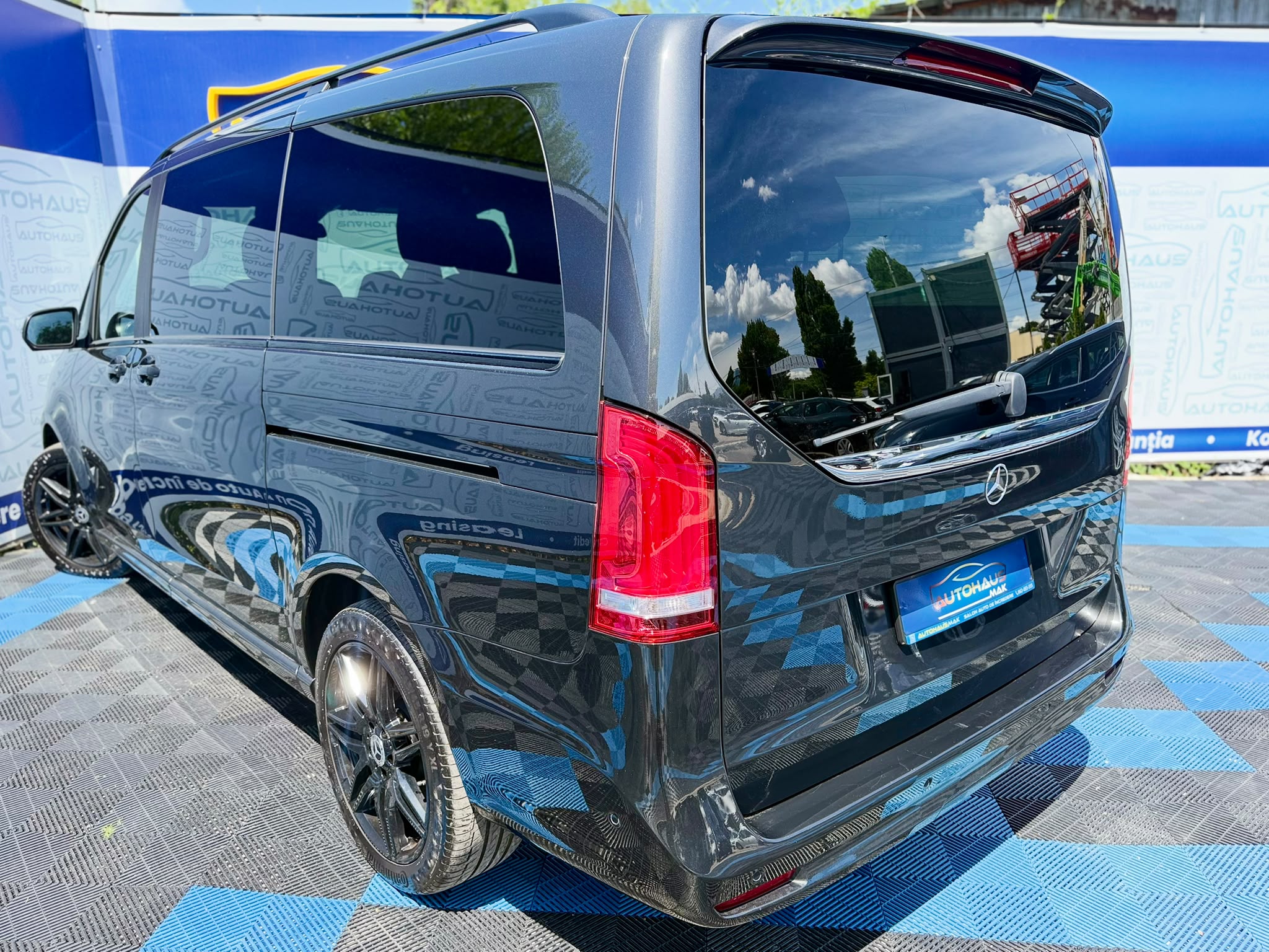 Mercedes-Benz V-Class W447 (2014 - ) image