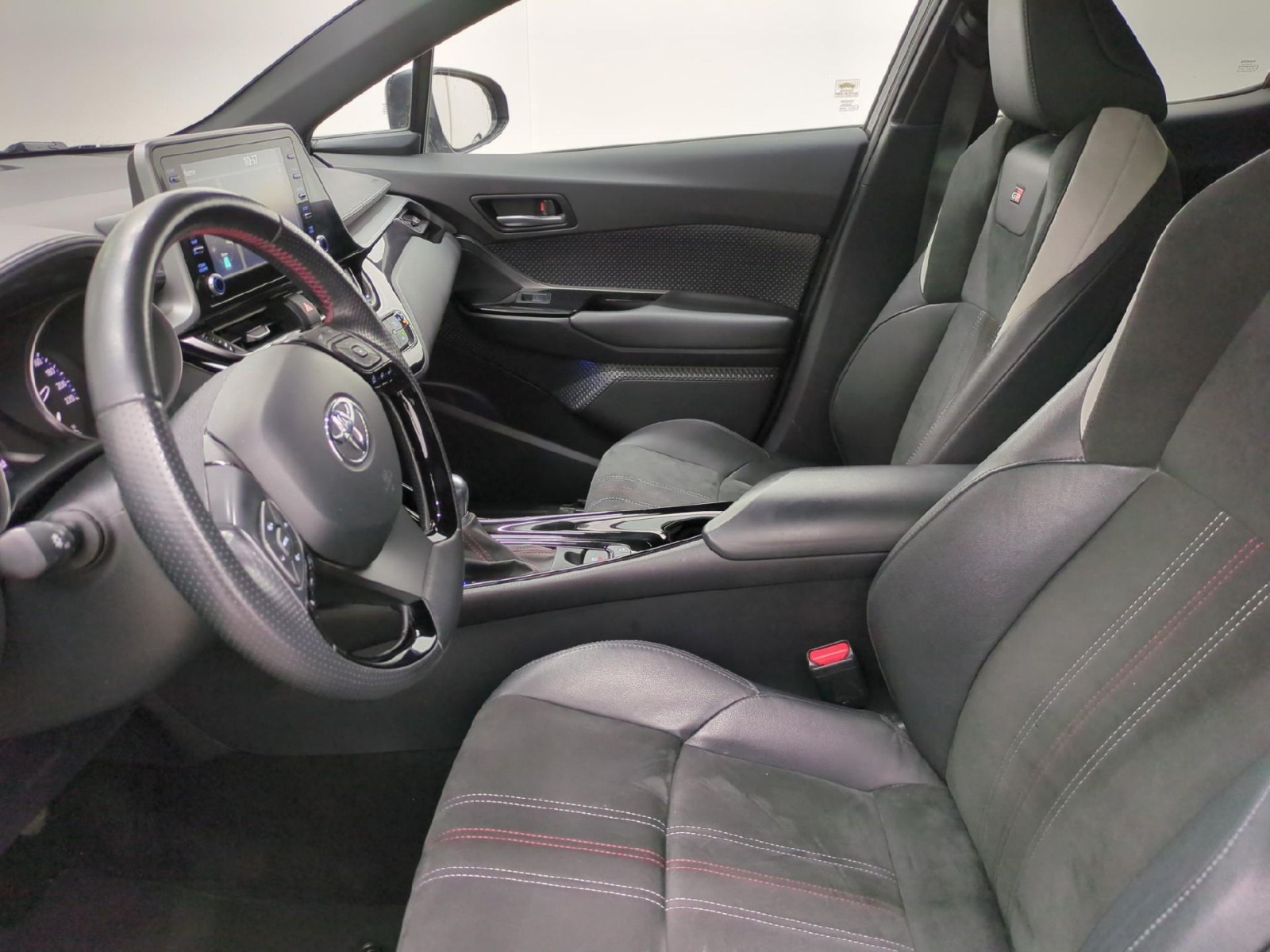 Toyota C-HR 2016 - image