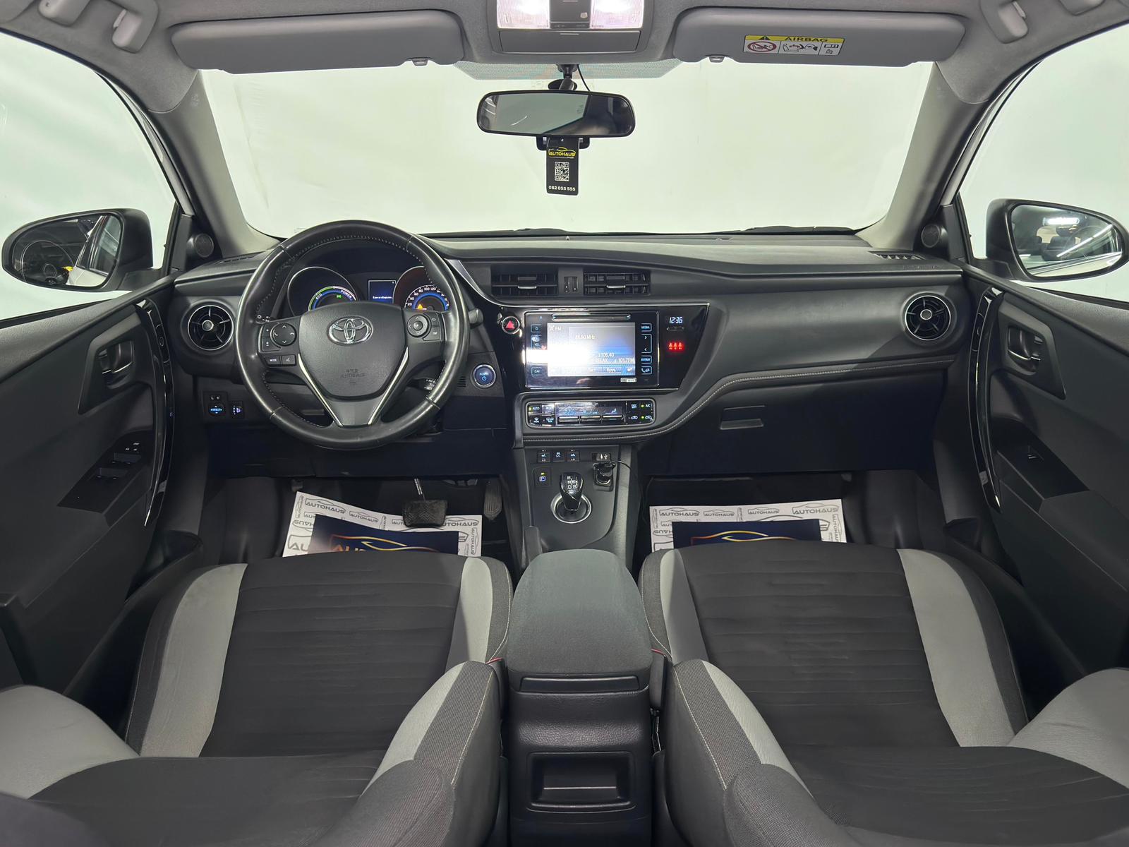 Toyota Auris 2012 - 2018 image