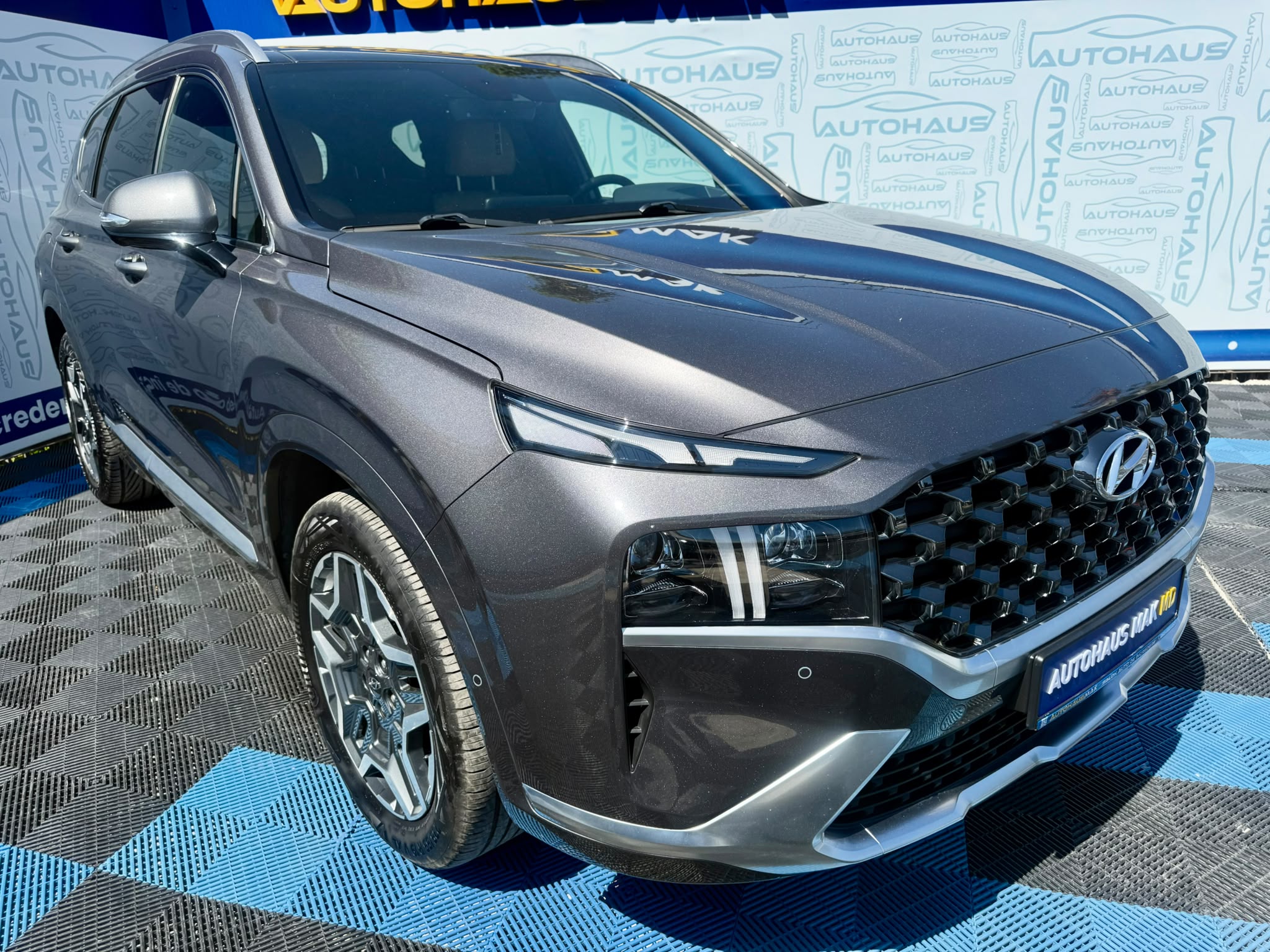 Hyundai Santa Fe IV (2018 - ) image