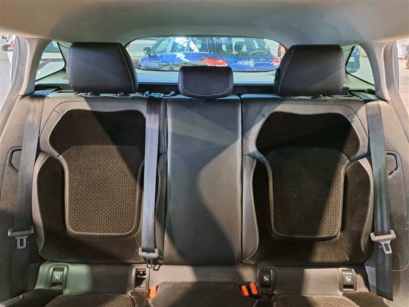 Renault Megane IV (2016 - ) image