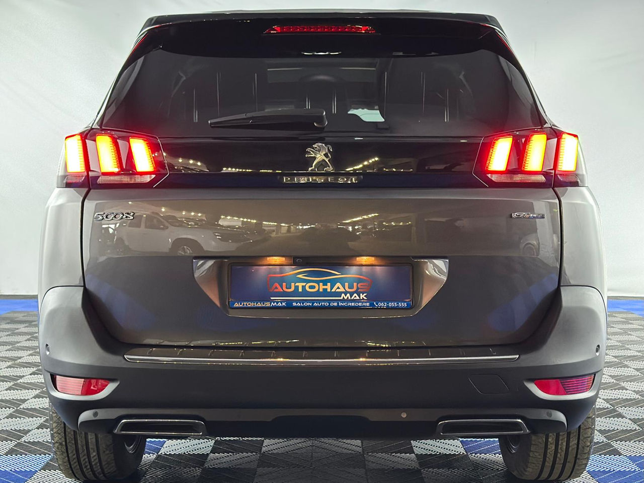 Peugeot 5008 II (2017 - ) image
