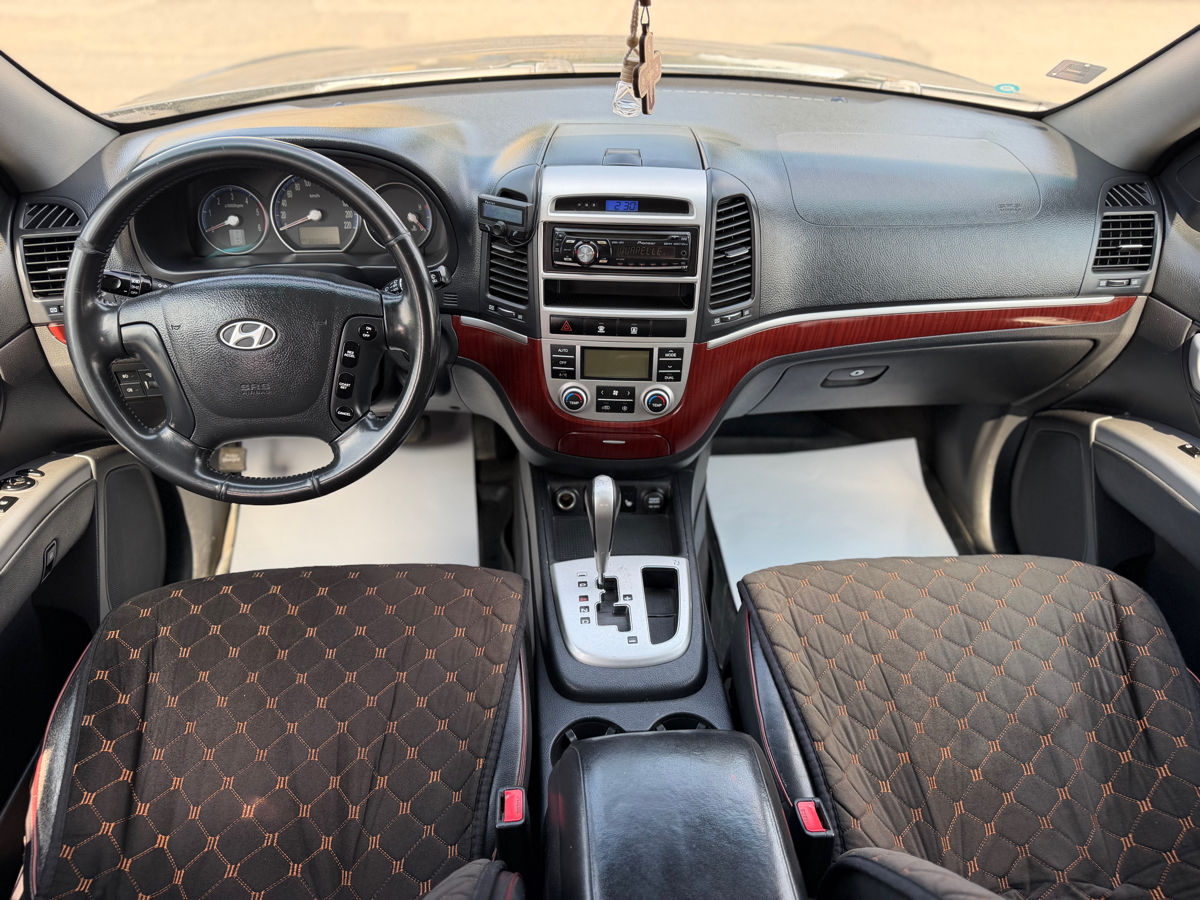 Hyundai Santa Fe II (2006 - 2012) image