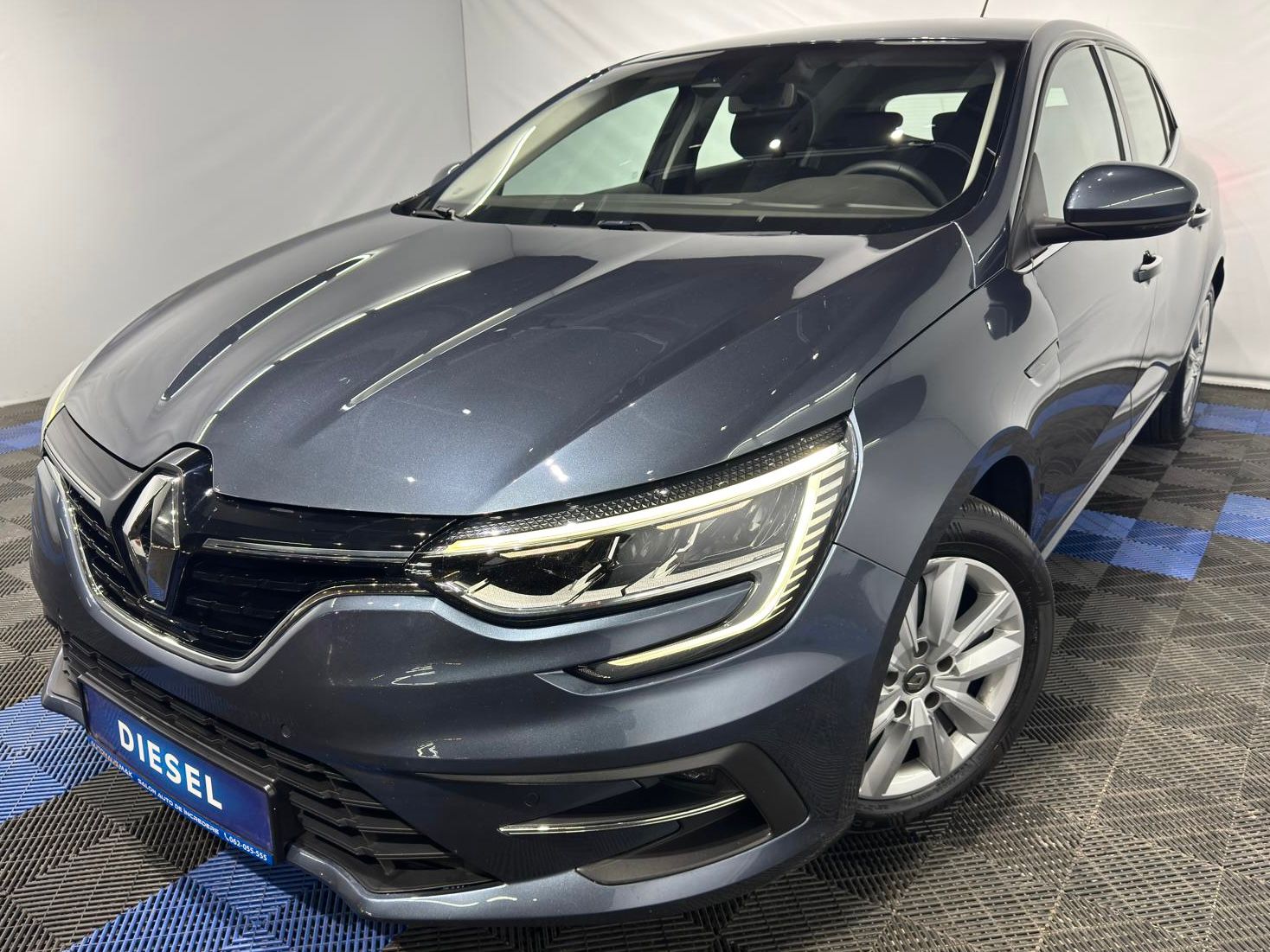 Renault Megane IV (2016 - ) image