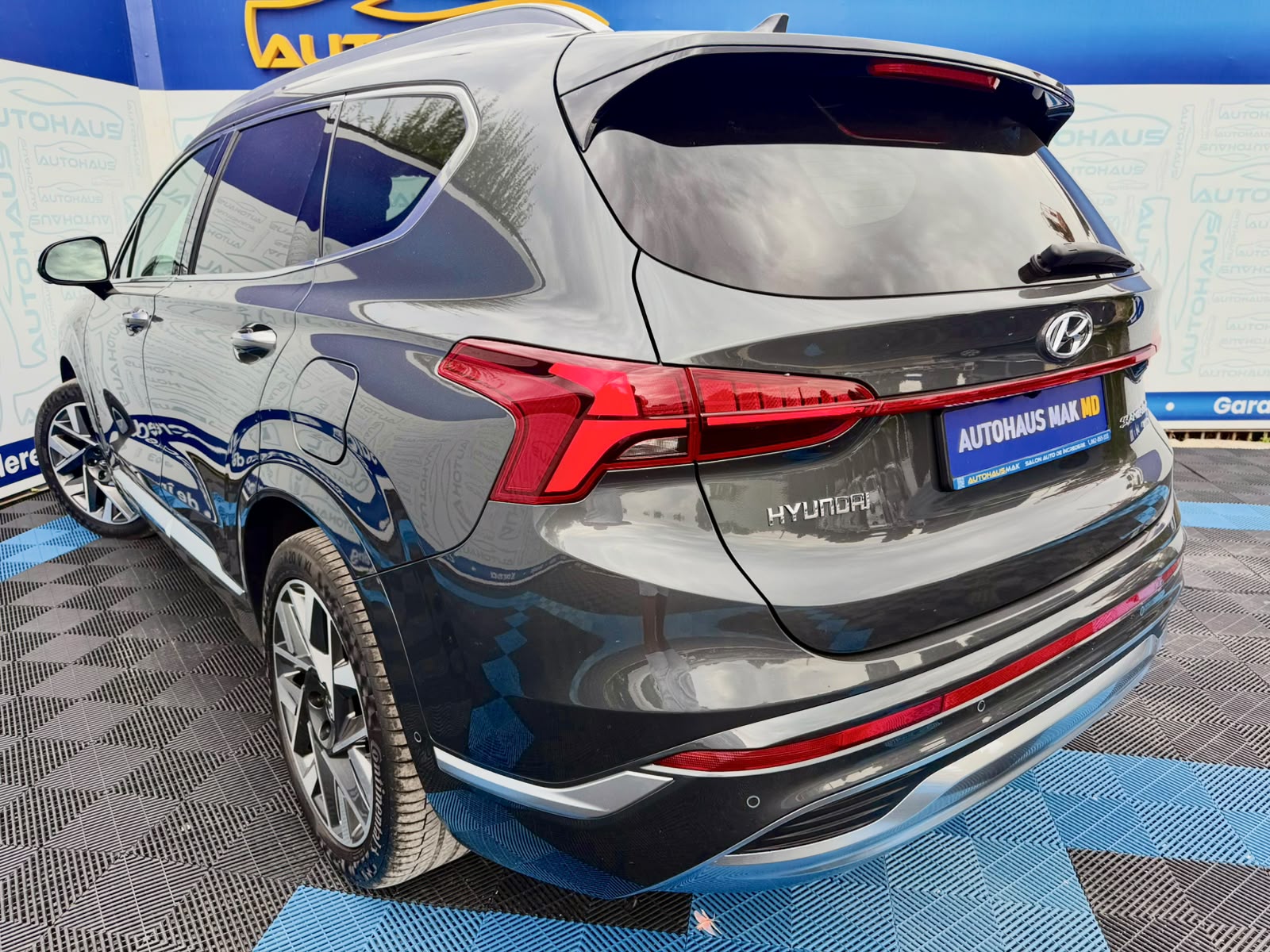 Hyundai Santa Fe IV (2018 - ) image